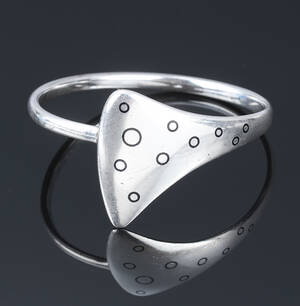 Hans Hansen. Armring af sterling sølv. Vægt ca. 50,5 g