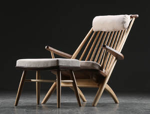 Tateishi Shoiji. Hvilestol samt skammel 2