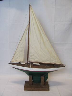 SEGELBÅT H 72, L 50 CM