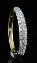 18kt diamond ring.