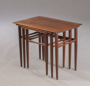 Dansk Møbelproducent. Sæt Indskudsborde af palisander 3