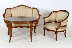 SALONGSGRUPP, TRE DELAR