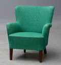 Dansk møbelproducent. Overpolstret lænestol 