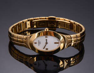 Tissot, damearmbåndsur  Denne vare er sat til omsalg under nyt varenummer 4833457