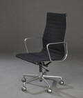 Charles Eames. Kontorstol, model EA-119, sort hopsak