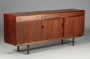 Dansk møbelproducent. Lav skænk, palisander, 1960erne
