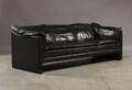 Dansk møbelproducent. Tre-pers. sofa, sort læder