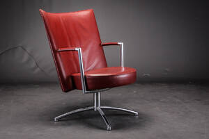 Johannes Foersom Peter Hiort-Lorenzen. Armstol, model EJ 70R