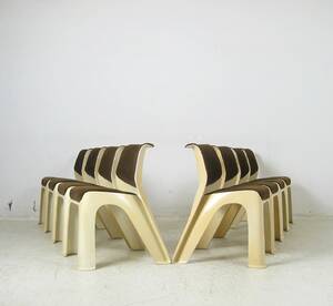 Space Design Kunststoff Stühle der 1970er Jahre 8