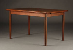 Dansk møbelproducent. Spisebord, teaktræ