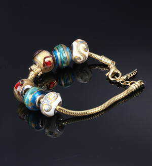 Bacio, Italien. Armbånd med 7 charms, sterlingsølv