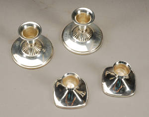 To par stager af sølv. 4