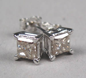 Par diamantørestikkere - Ca. 0.77 ct. 2