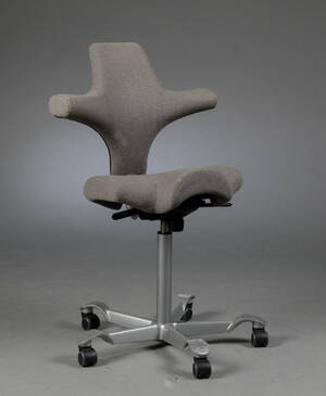 Peter Opsvik. kontorstol, model Capisco