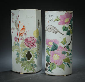 To kinesiske hatstands af porcelæn, 18001900-tallet. 2