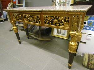 Sideboard, Med stenskiva