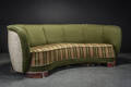 Bananformet sofa betrukket med uld Denne vare er sat til omsalg under nyt varenummer 4849459