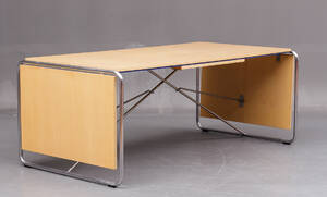 Niels Jørgen Haugesen. Spisebord af ahorn, model 9290