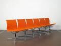 Charles  Ray Eames, Set Stühle Modell EA 105 in Orange von Vitra 6