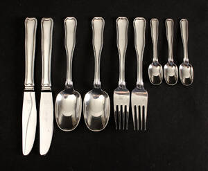 Georg Jensen. Dobbeltriflet frokostbestik 9