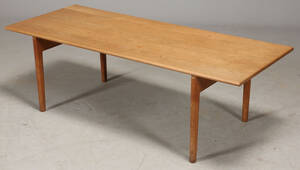 Hans J. Wegner. Sofabord, model AT15 af eg Denne vare er sat til omsalg under nyt varenummer 4023867