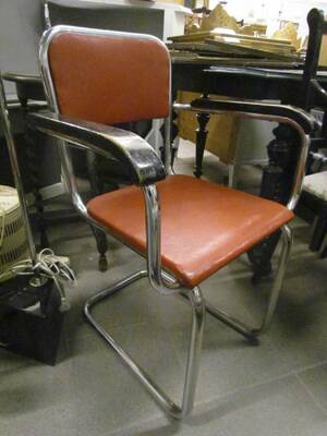 Stolar, 2 st