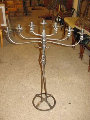 SMIDESSTAKE H 91 CM, B 67 CM