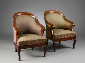 Et par bergèrer af mahogni , ca. 1920 2. 