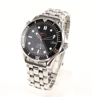 Herrearmbåndsur af stål. Model Seamaster James Bond Collectors Piece Denne vare er sat til omsalg under nyt varenummer 4025081
