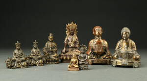 Samling små buddhaer af messing, 1900-tallet