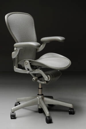 Donald Chadwick  William Stump Multijusterbar kontorstol, model Aeron - B