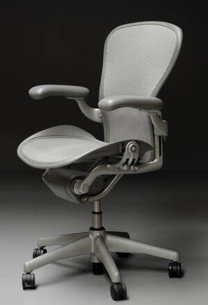 Donald Chadwick  William Stump. Multijusterbar kontorstol, model Aeron - Titanium 