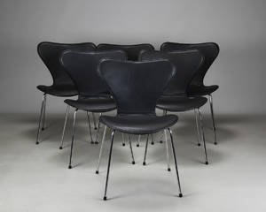 Arne Jacobsen. Sæt på seks stole syveren model 3107 6