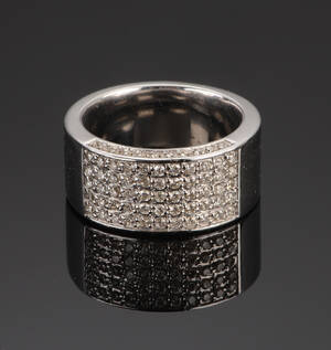 Stor brillantring ca 0.77 ct