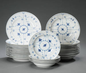 Kgl. Porcelæn, musselmalet porcelæn 25