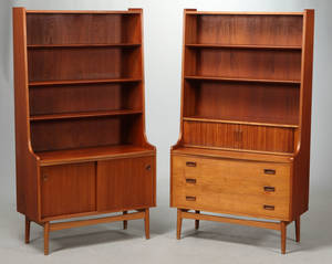 Dansk møbelproducent. Reoler af teak og eg 2