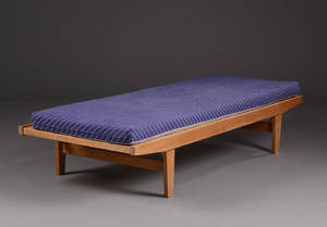 Poul M. Volther. Daybedbriks, bøgetræ, 1960erne 