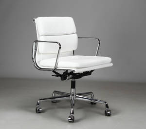 Charles Eames. Soft Pad kontorstol, Model EA-217 