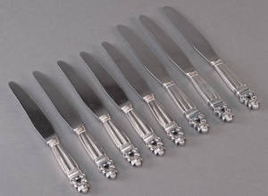 Georg Jensen KongeAcorn. Otte knive med skafter af sterlingsølv 8