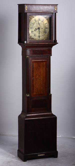 Standur af egetræ og mahognifinér, 1800-tallet