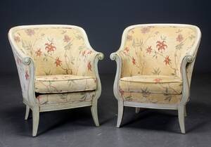 Par lænestole, antikbemalet, fransk stil. 1900-tallet 2  Denne vare er sat til omsalg under nyt varenummer 4826073