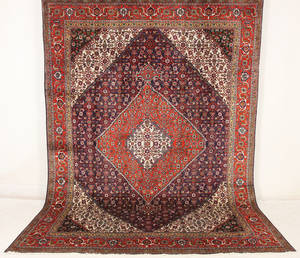 Tabriz. Persisk håndknyttet tæppe, 350x250 cm.