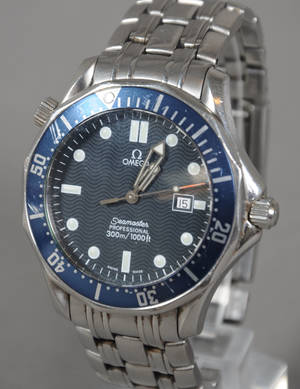 Omega, herrearmbåndsur af stål, Seamaster Professional Quartz.