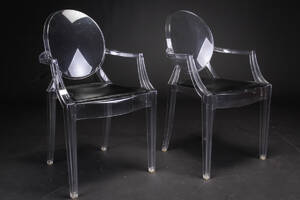 Philippe Starck. Armstole, model Louis Ghost 2