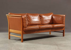 Skippers Furniture. Tre-pers. sofa