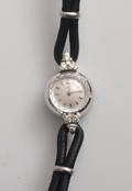 Damarmbandsur i 18k vitguld med briljanter, Omega