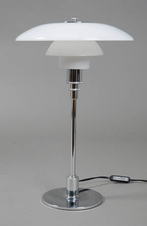 Bordlampe, Louis Poulsen, PH 32 af Poul Henningsen. 2 