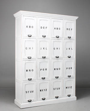 Skåp, vit antikbemålning