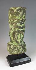 Relief Buddha mit prunkvollen Kopfschmuck