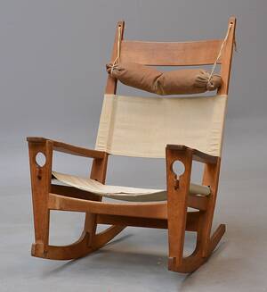 Hans J. Wegner. Gyngestol, Nøglehullet, model GE-673, egetræ 